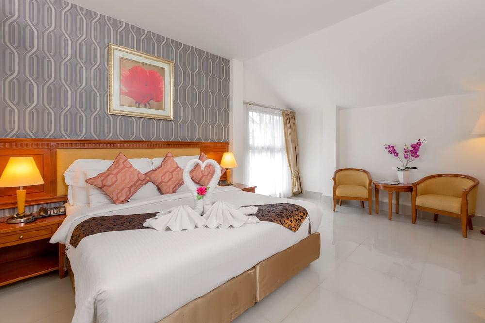 The Golden Ville Boutique Hotel And Spa Pattaya Bagian luar foto